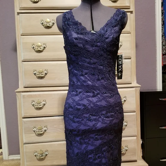Onyx Nite Dresses | Onyx Nite Navy Blue Lace & Beaded Evening Gown Size 2 | Color: Blue | Size: 2 | Candycorn66's Closet Onyx Nite Dresses | Onyx Nite Navy Blue Lace & Beaded Evening Gown Size 2 | Color: Blue | Size: 2 | Candycorn66's Closet